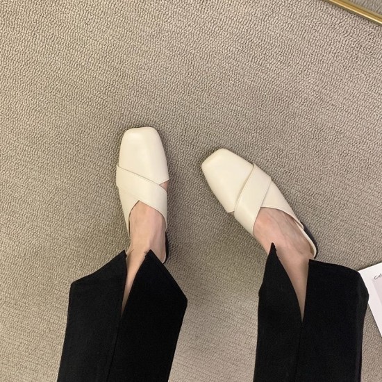 French block-heeled Mary Jane high heels for women, 2025 new hot-selling, pointed-toe, slim-fitting leather shoes, silver single shoes.