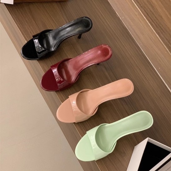 High heels: New summer 25 styles, pointed toe, open-toe, stiletto, single-strap slippers for outdoor wear, fashionable and versatile, whitening red sandals